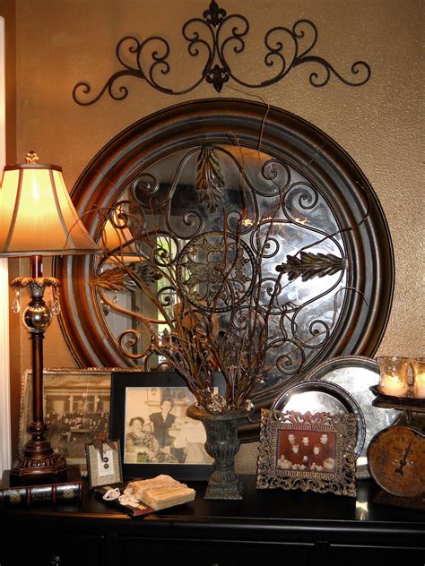 The most common tuscan home decor material is ceramic. Southern Charm: Vintage Vignette