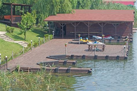 Mediterranean Villa On The Shores Of The Lake In Snagov Ilfov County