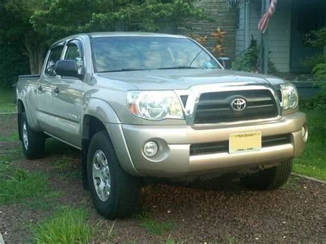 Learn more about tacoma's exterior, interior and safety features now. 2006 Toyota Tacoma SR5 4X4 Double Cab for Sale in Brick, New Jersey Classified | AmericanListed.com
