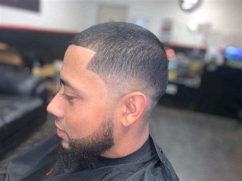 To get noticed where ever you go this hairstyle is a suitable choice. 6 Awesome Short Taper Fade Haircuts for Men - Cool Men's Hair