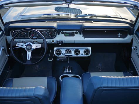 Total 139 Images Ford Mustang 1965 Interior Vn