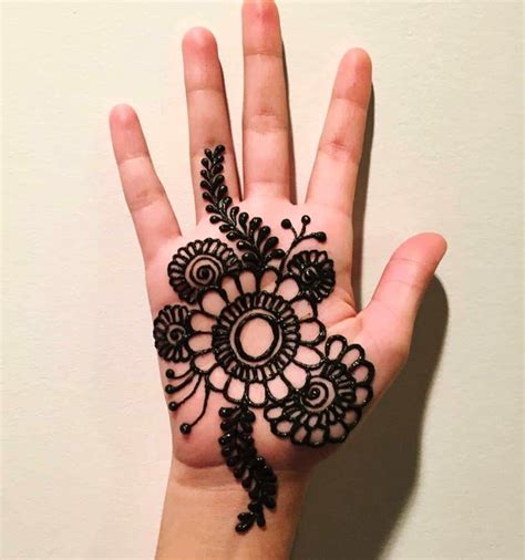 Cartoon And Simple Mehndi Designs For Kids They Just Love Them