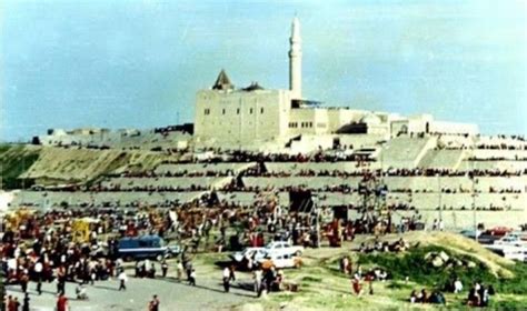 جامع مع مرقد النبي يونس في مدينة الموصل العراق Dolores Park Travel