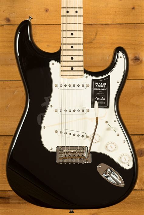 Fender Player Stratocaster Maple Black