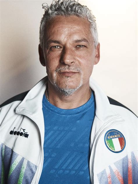 Pin di ʙᴜ ʍᴜᴊ su R.Baggio1️⃣0️⃣ | Calciatori, Figurine di calcio, Calcio