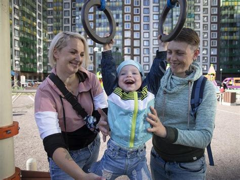Hopes Of Marriage For Russian Same Sex Couples Ended By Constitutional