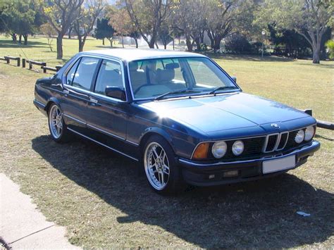 Check out abmw1 1980 bmw 5 series in aleppo, for ride specification, modification info and photos and follow abmw1's 1980 bmw 5 series for updates at cardomain. BMW 7 series 728 1980 | Auto images and Specification