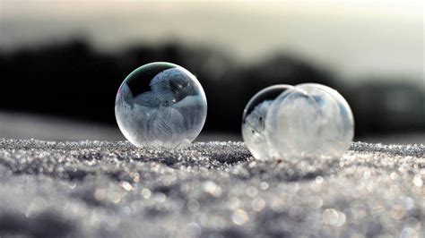 Researchers Re Create Frozen Bubble To Explain Ice Bubble Magic Video
