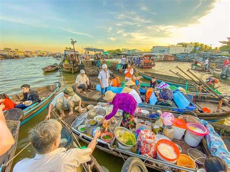Cai Rang Floating Market In Can Tho Vietnam Sesomr