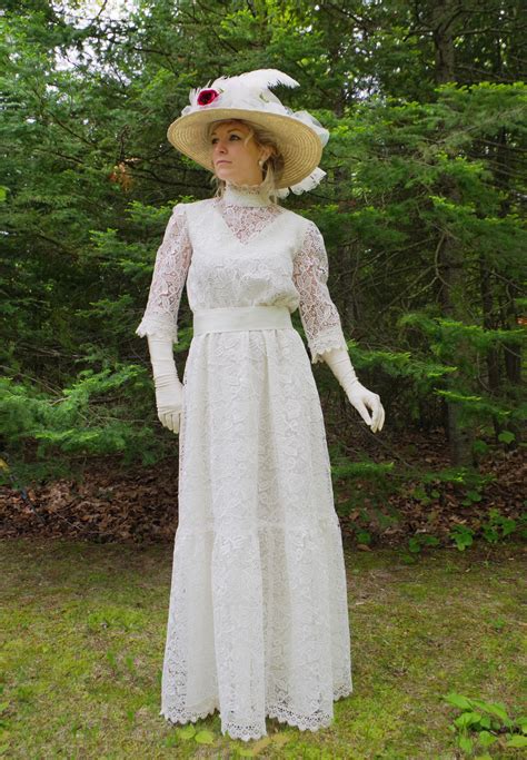 The Tea Gown Bridging Victorian And Edwardian Fashion