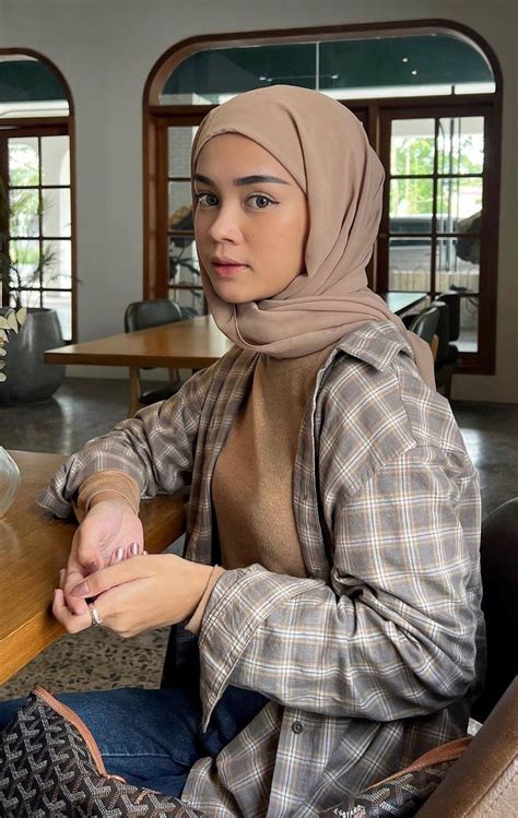 Selfie Pashmina Inner Ootd Jilbab Pashmina Coklat Jilbab Ootd Gaya Hijab Kasual Model Pakaian