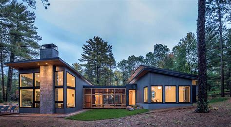2030 Modern Lake House Designs