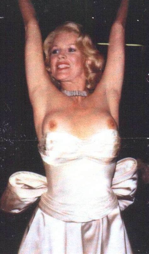 Nude Kim Basinger Academy Award Winning Actress