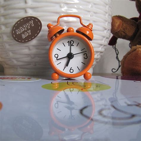 Gobestart Creative Cute Mini Metal Small Alarm Clock Electronic Small