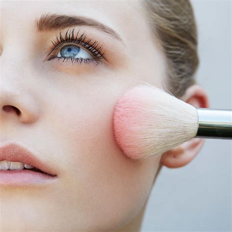 Makeup 11 Blush Products For A Pretty Natural Flush