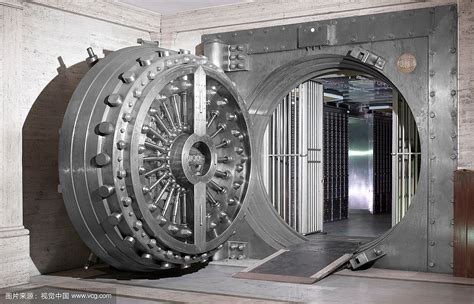 What You Need To Know When Buying A Vault Door