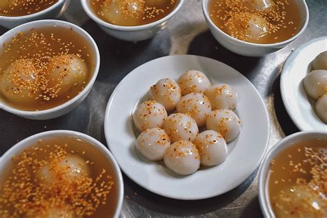 Vietnamese Desserts 20 Sweets To Try In Vietnam Will Fly For Food