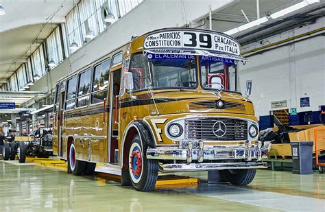 Mercedes Benz 1114 El Clásico Colectivo Argentino Cumple 50 Años