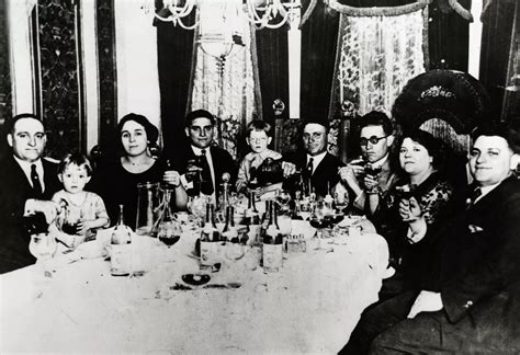 Chicago Mobsters Including Sam Genna Sit And Enjoy Dinner With Their