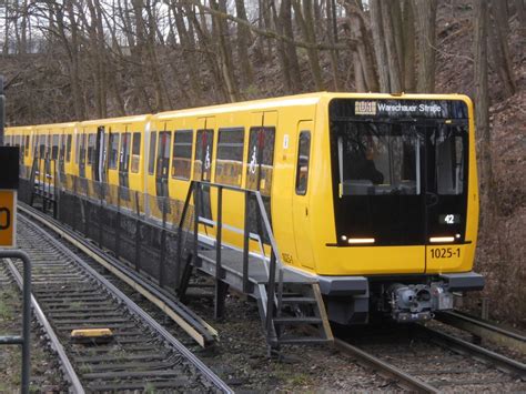Bvg Stellt Neue U Bahn Baureihe Ik Vor Thema Beendet Überlänge