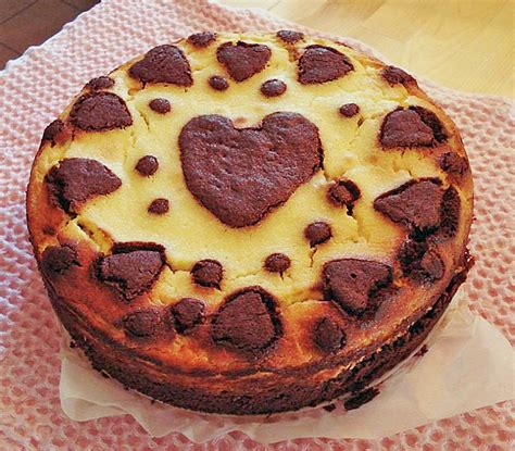 Für den teig werden weizenmehl, butter, zucker, ungezuckertes kakaopulver, eier und backpulver benötigt. Russischer Zupfkuchen II von Homer2k | Chefkoch.de