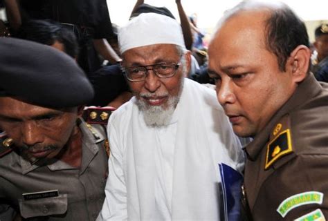 002 al baqrah abu bakar as syatiri الشيخ ابوبكر الشاطري سورة البقرة. MAD NEWS: Abu Bakar Bashir Trial Started as Indonesia ...