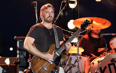 Kings Of Leon Announce Special Guests For 2022 Uk Tour