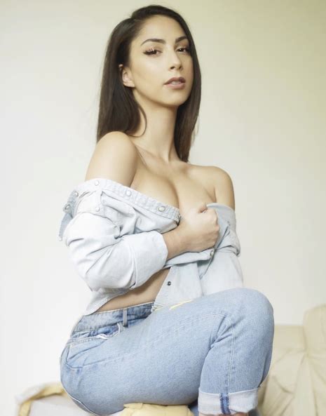 María Chacón luce sexy foto en Instagram