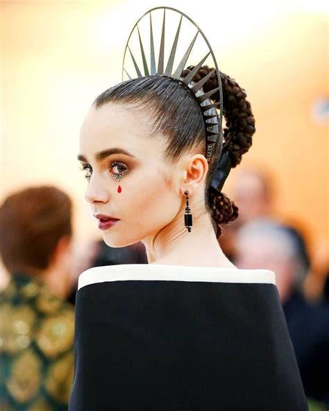 Lily Collins At The Met Gala With This Absolutely Stunning Ponytail