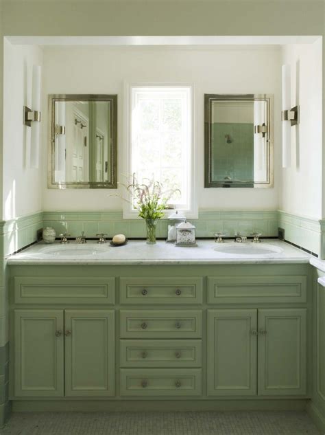 Check out these 19 amazing decor ideas for your farmhouse bathroom! Interesting bathroom vanity cabinets for bathroom ...