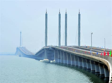 China Opens Worlds Longest Sea Bridge Amusing Planet