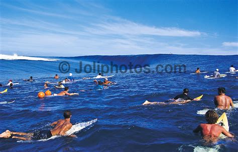 Teahupoo Tahiti Surfing Images From Peter Joli Wilson