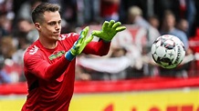 Alexander Schwolow wieder im SC-Training | Bundesliga - kicker