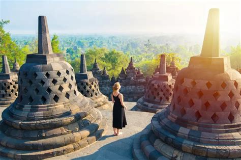 Deretan Destinasi Wisata Super Prioritas Di Indonesia Yang Bikin