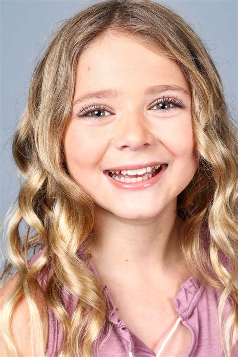 Gage Child Talent Callie E In 2021 Talent Agency Talent Pretty People