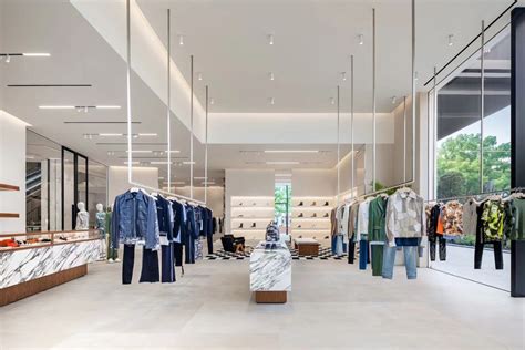 Amiri Unveil New Shanghai Flagship Store Pause Online Mens Fashion