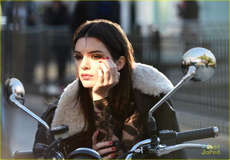Kendall Jenner Says Its A Dream To Be The New Face Of Estee Lauder Photo 743398 Photo