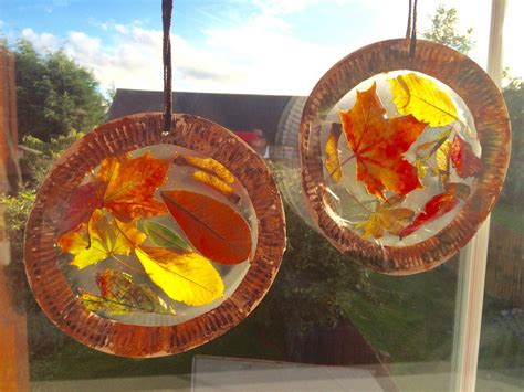 Autumn Leaf Suncatchers Clares Little Tots Fall Art Projects