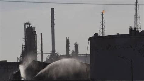 Venezuela Oil Refinery Reopens Cbc News