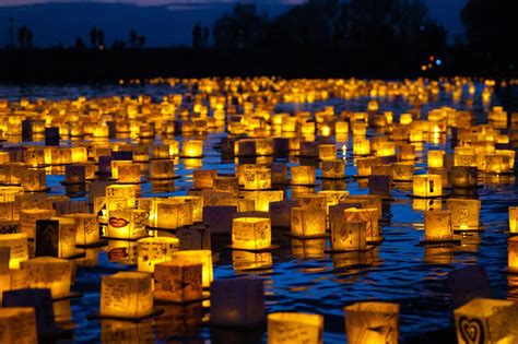October 31, difference between loy krathong and yi peng, best places to enjoy them are chiang mai, bangkok, and sukhothai. Mississauga is getting a magical water lantern festival this summer
