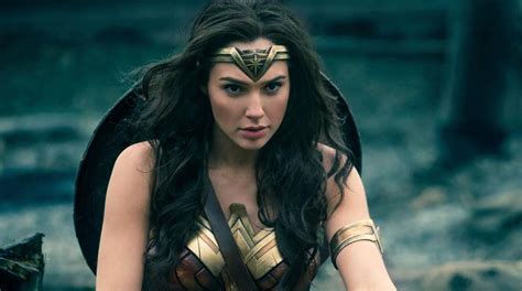 Wonder Woman Star Gal Gadot Responds To 300000 Salary Outrage Im