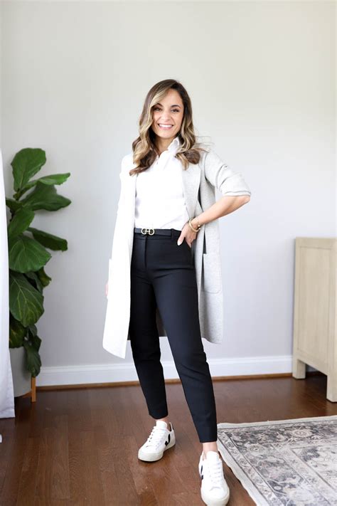 Outfits For Work With Sneakers Pumps And Push Ups