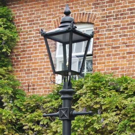 Victorian Lamp Post Black 32m Black Country Metalworks