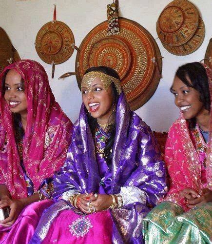 Ethiopian Bride With Her Beautiful Bridesmaids Harari Tradition