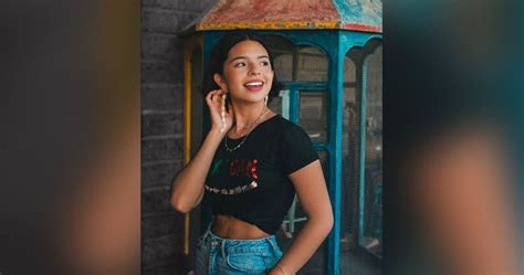 Ngela Aguilar Paraliza Todo Instagram Al Asolearse En Exquisito