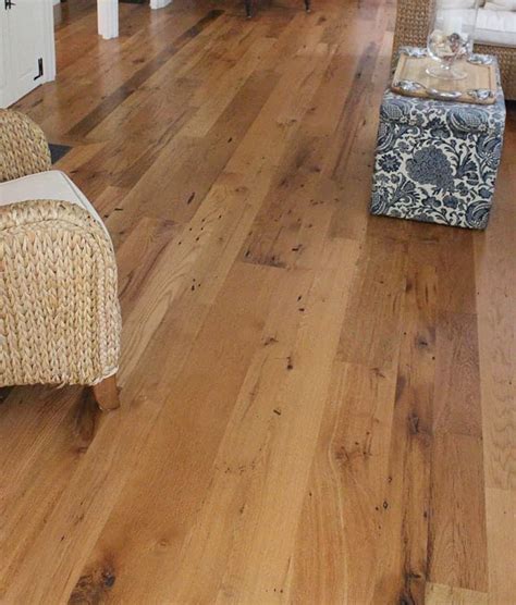 Reclaimed Wood Flooring - Pine, Oak & More ...