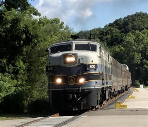Traveling On The Cuyahoga Valley Scenic Railroad Cleveland Article