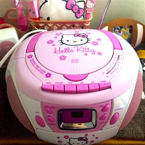 Sanrio Portable Audio And Video Vintage Hello Kitty Stereo Cd Boombox