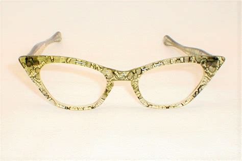 Vintage Womens Eyeglasses Cats Eye Frames Black And White