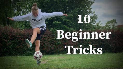 10 Beginner tricks | Freestyle football - YouTube